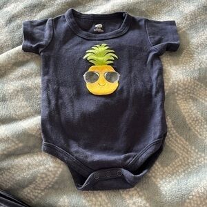 HB Baby Navy Blue Onesie Undershirt With Pineapple With Sunglasses EUC